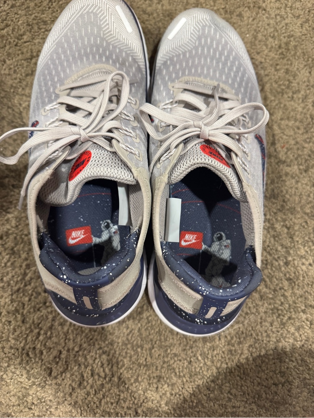 MENS LIMITED EDITION AMERICAN THEMED NIKE SNEAKERS - Picture 3 of 8